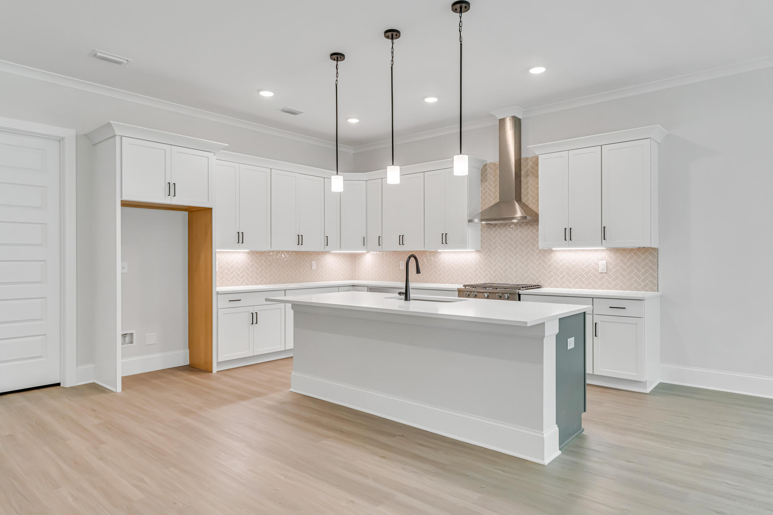 MAGNOLIA BAY ESTATES - Residential