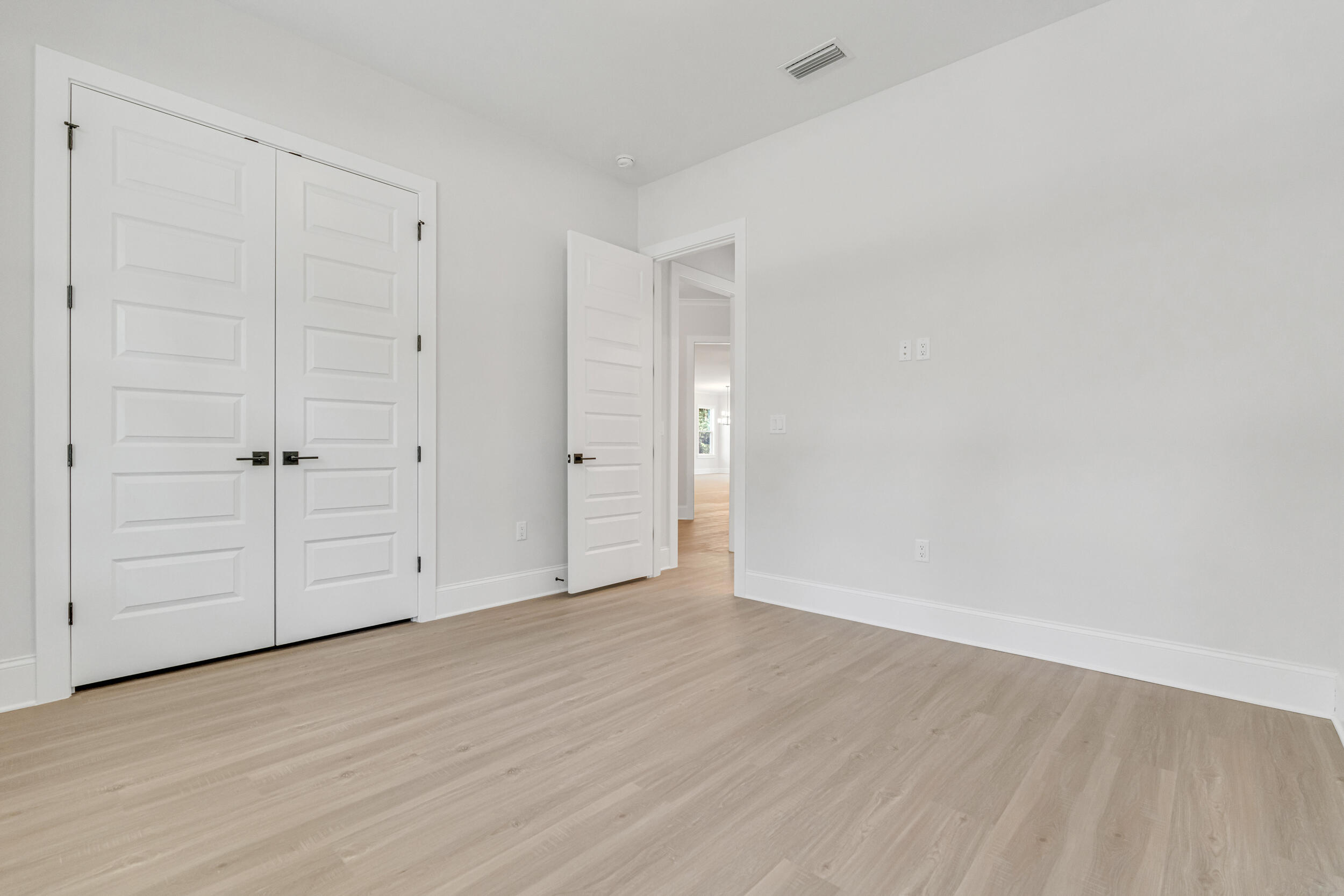 MAGNOLIA BAY ESTATES - Residential
