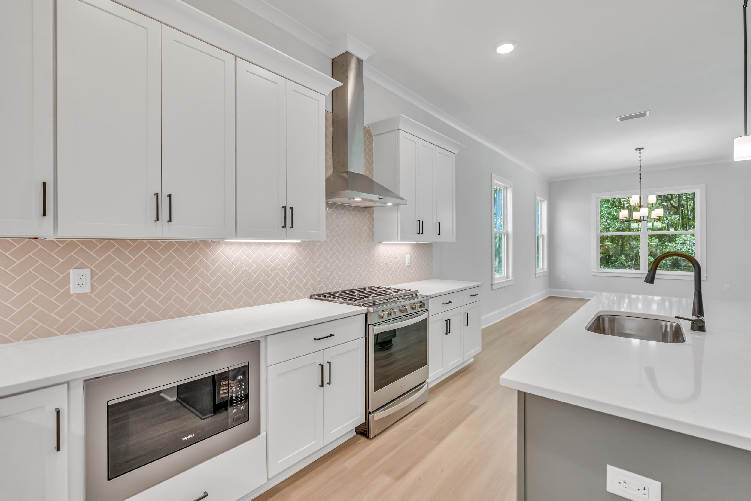MAGNOLIA BAY ESTATES - Residential