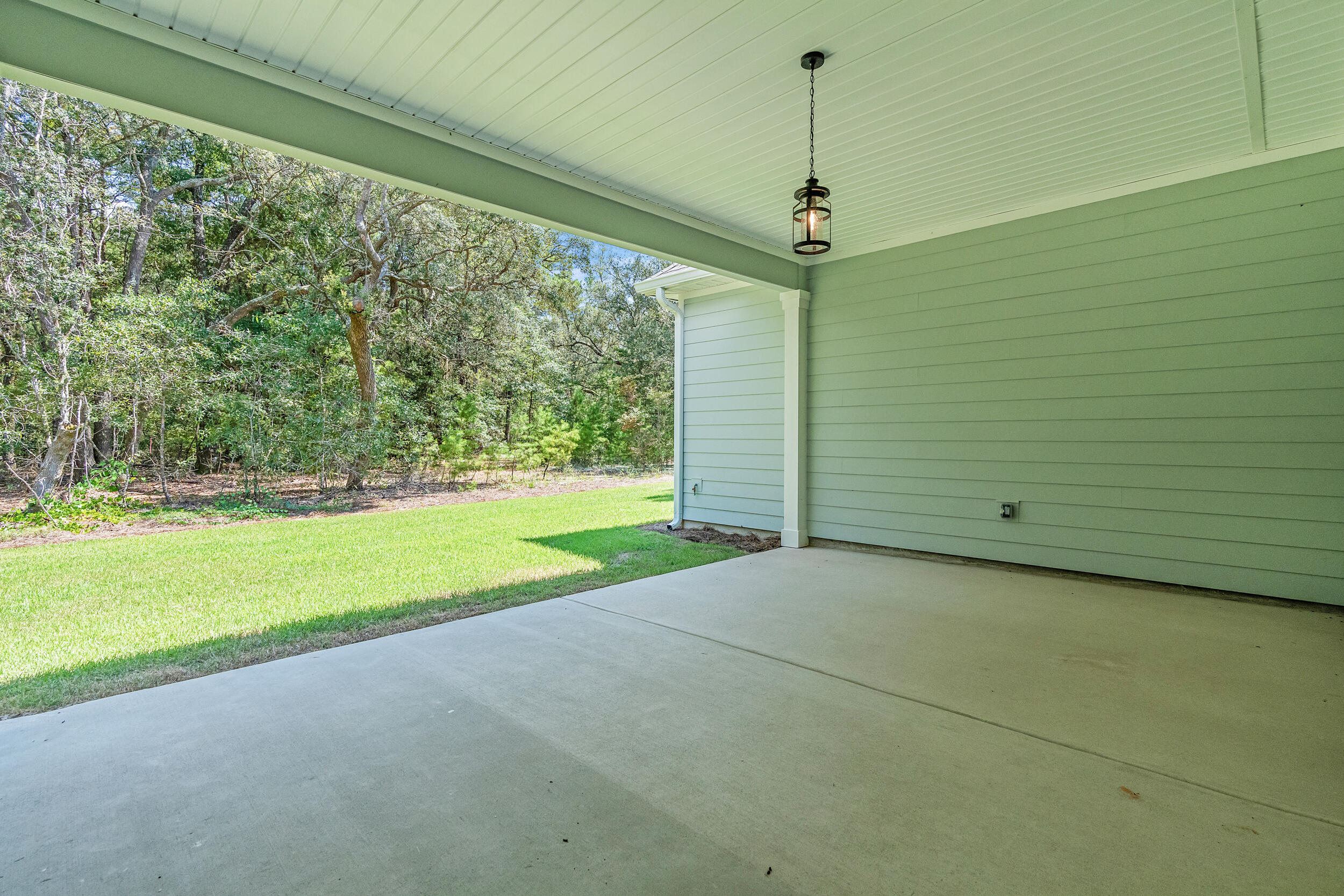 MAGNOLIA BAY ESTATES - Residential