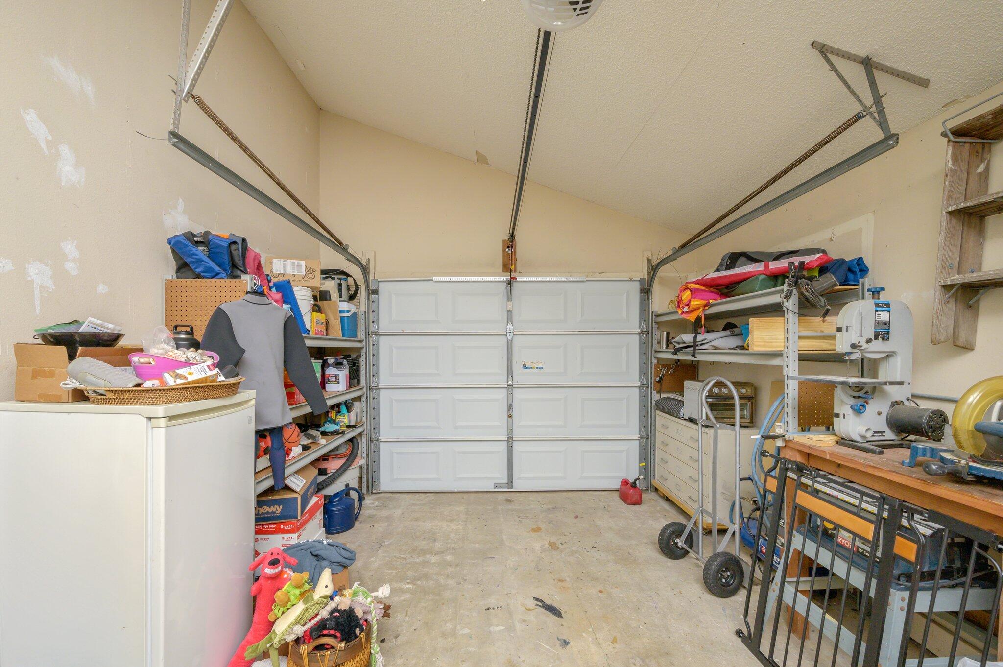 LAKE LORRAINE ESTATES 3 - Residential