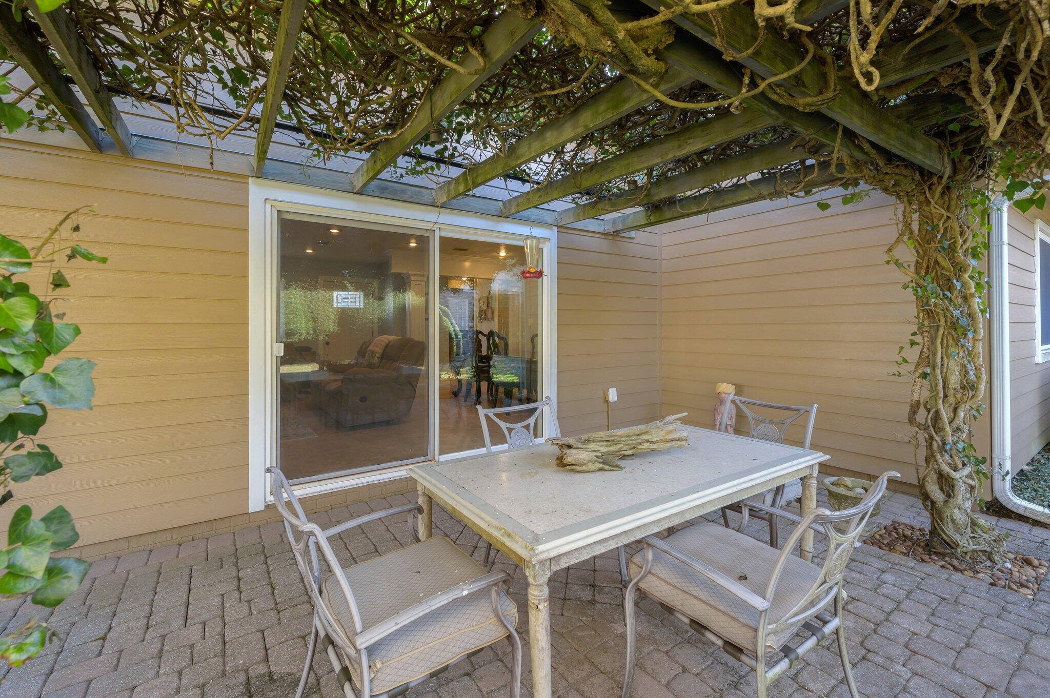 LAKE LORRAINE ESTATES 3 - Residential