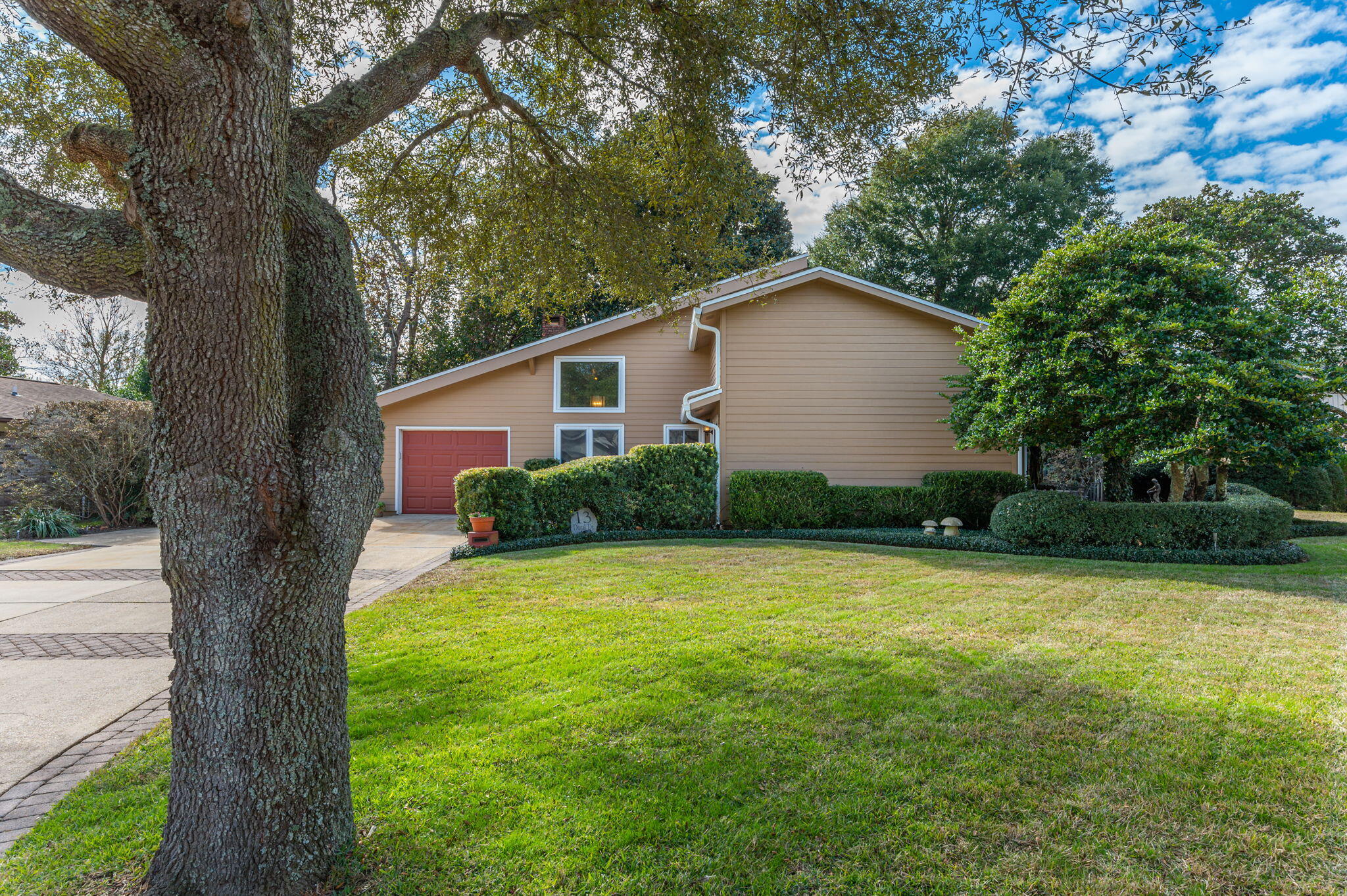 LAKE LORRAINE ESTATES 3 - Residential