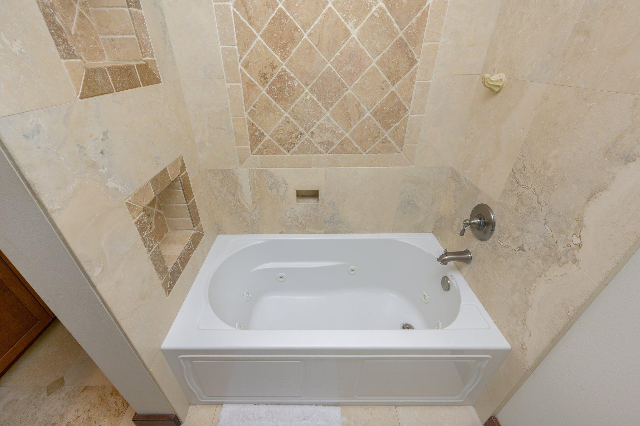 LAKE LORRAINE ESTATES 3 - Residential