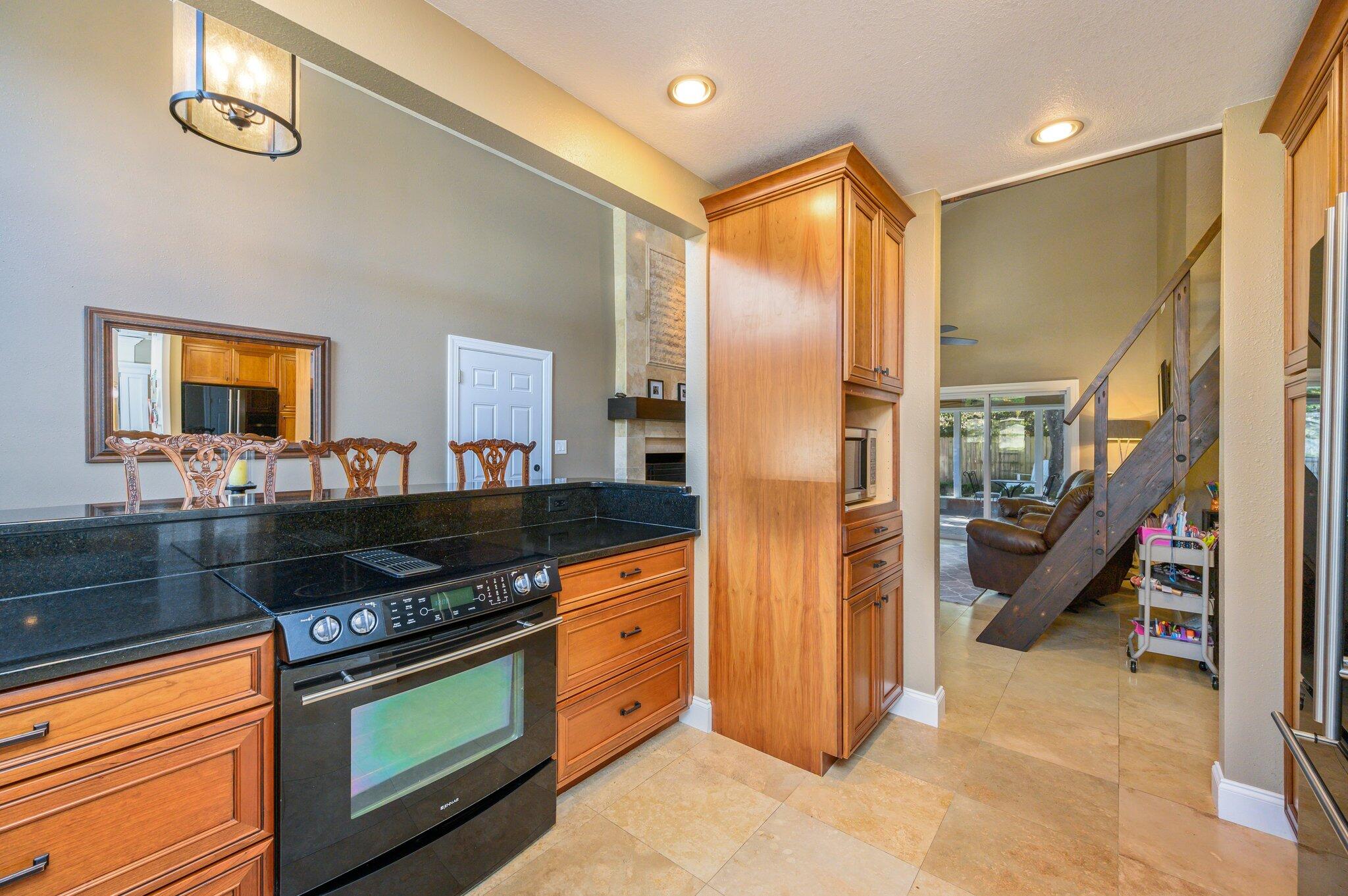 LAKE LORRAINE ESTATES 3 - Residential