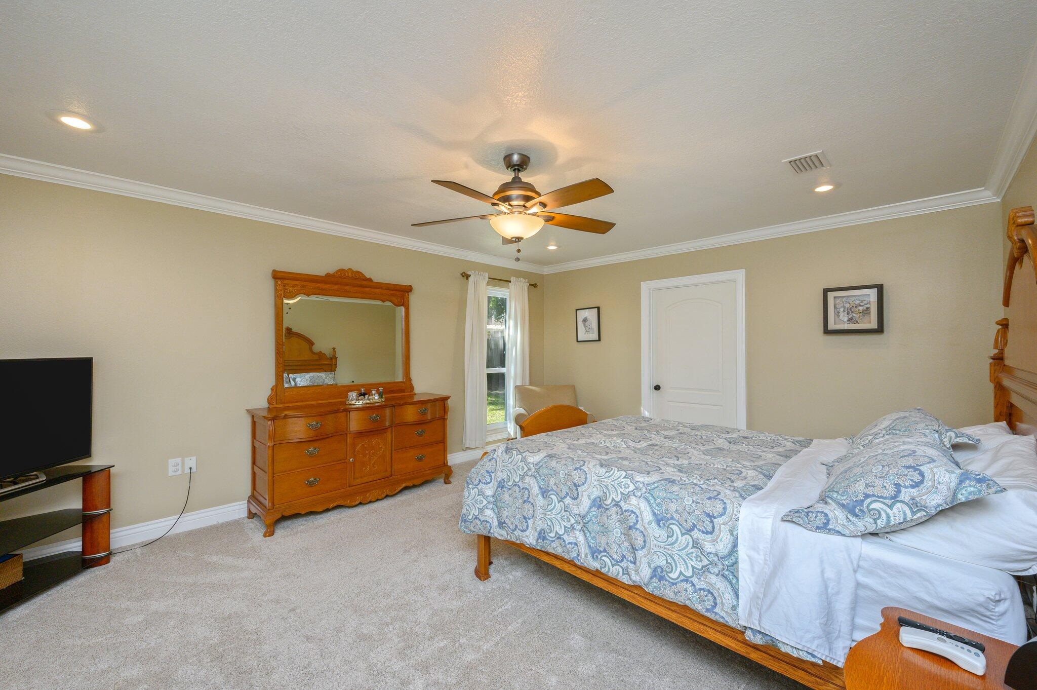 LAKE LORRAINE ESTATES 3 - Residential