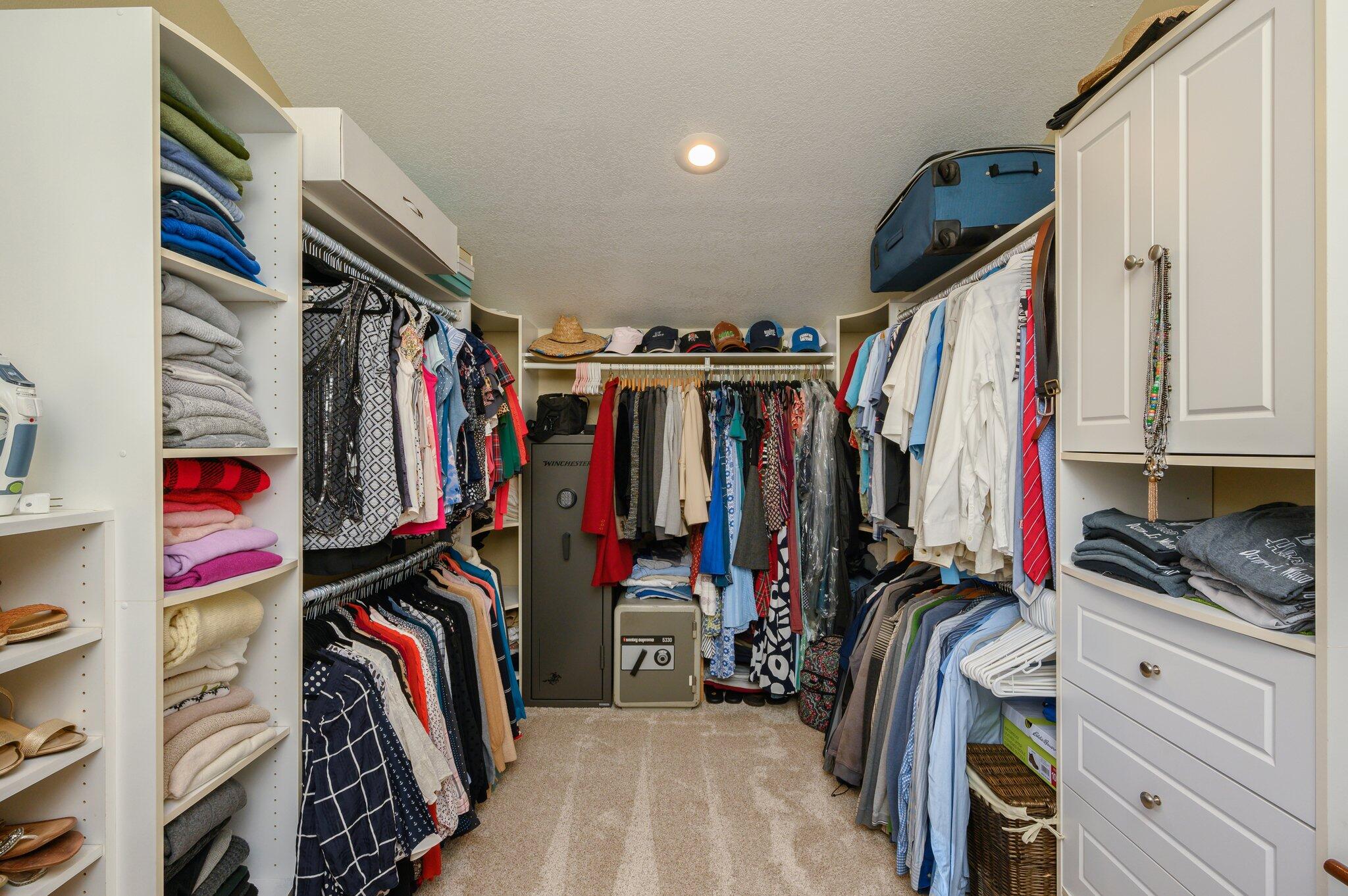 LAKE LORRAINE ESTATES 3 - Residential