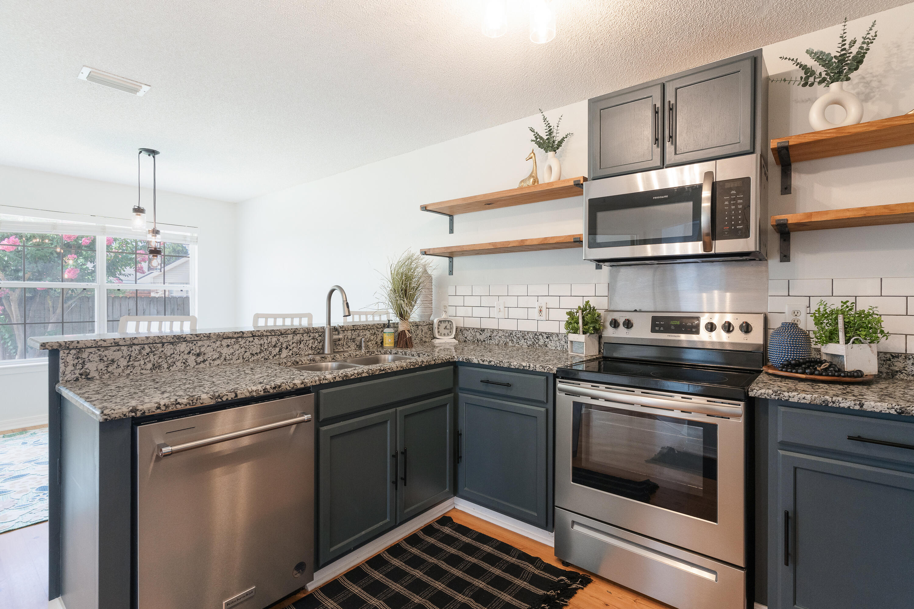 WATERFORD ESTATES S/D - Residential