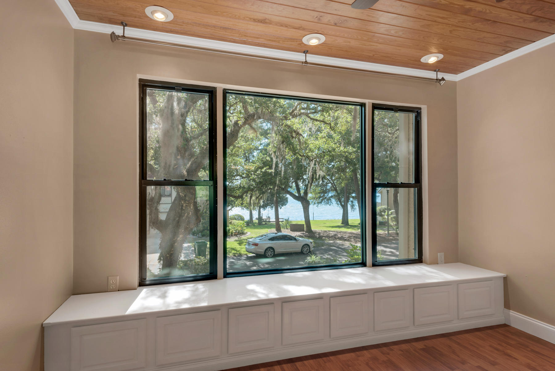 MARINA COVE VILLAGE PH 3 - Residential