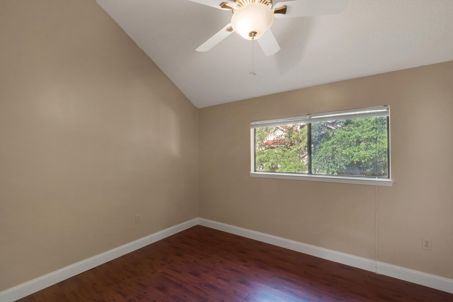 MARINA COVE VILLAGE PH 3 - Residential