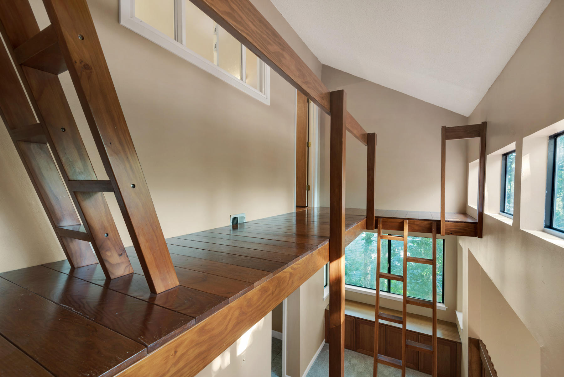 MARINA COVE VILLAGE PH 3 - Residential