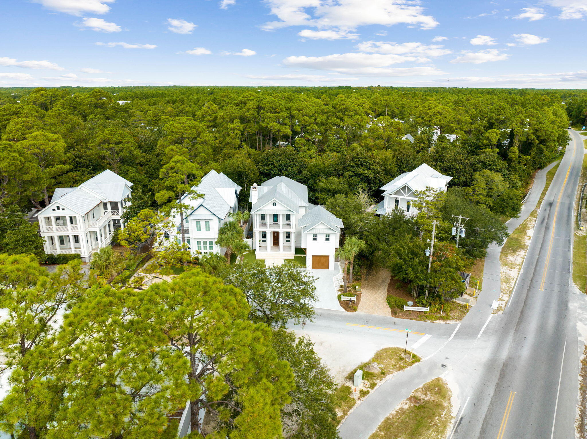 SEAGROVE SHORES - Residential