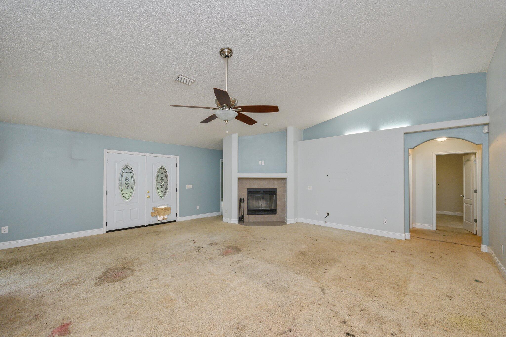 HOLLEY BY THE SEA - Residential