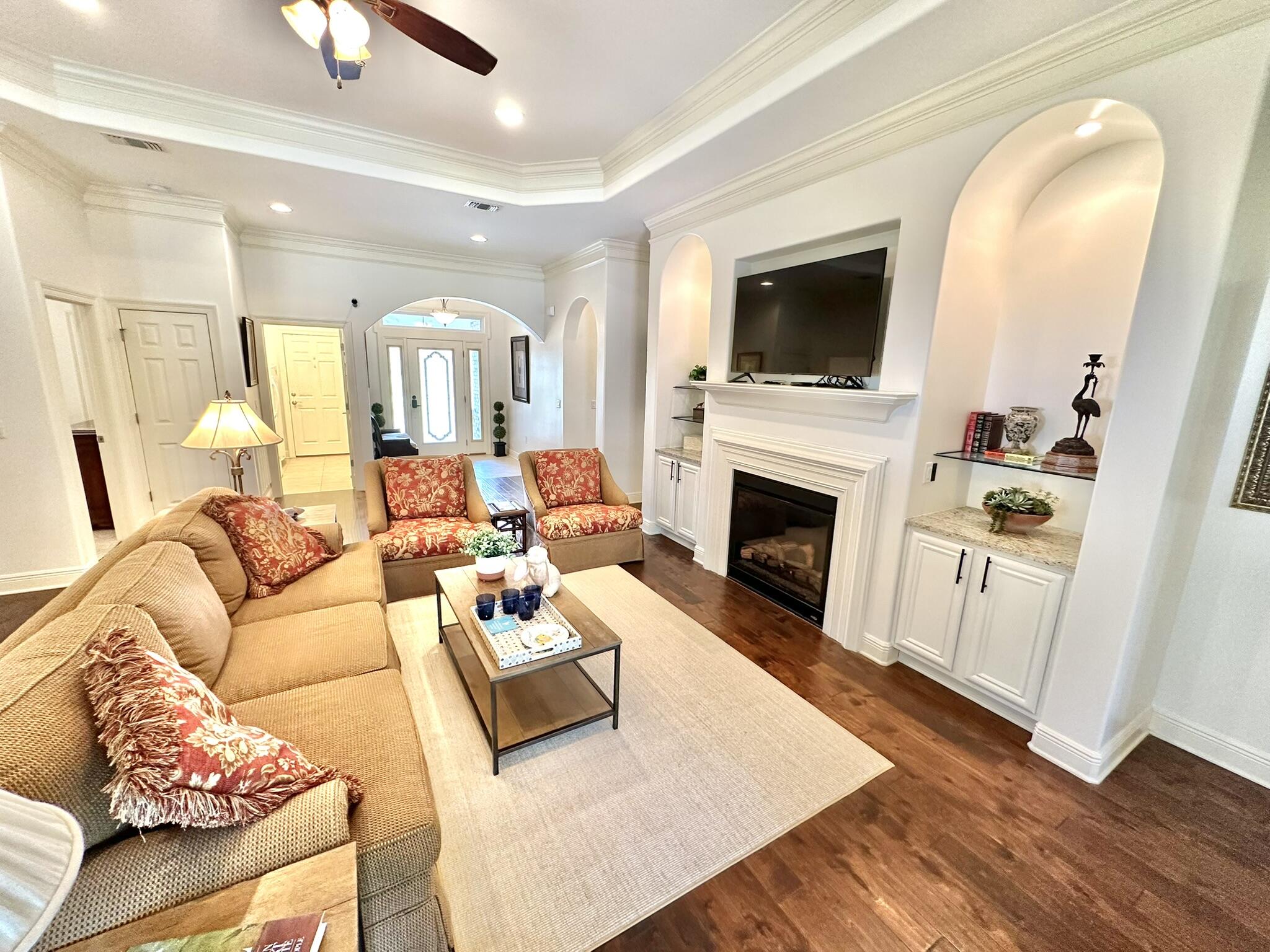 PINEHURST - Residential Lease