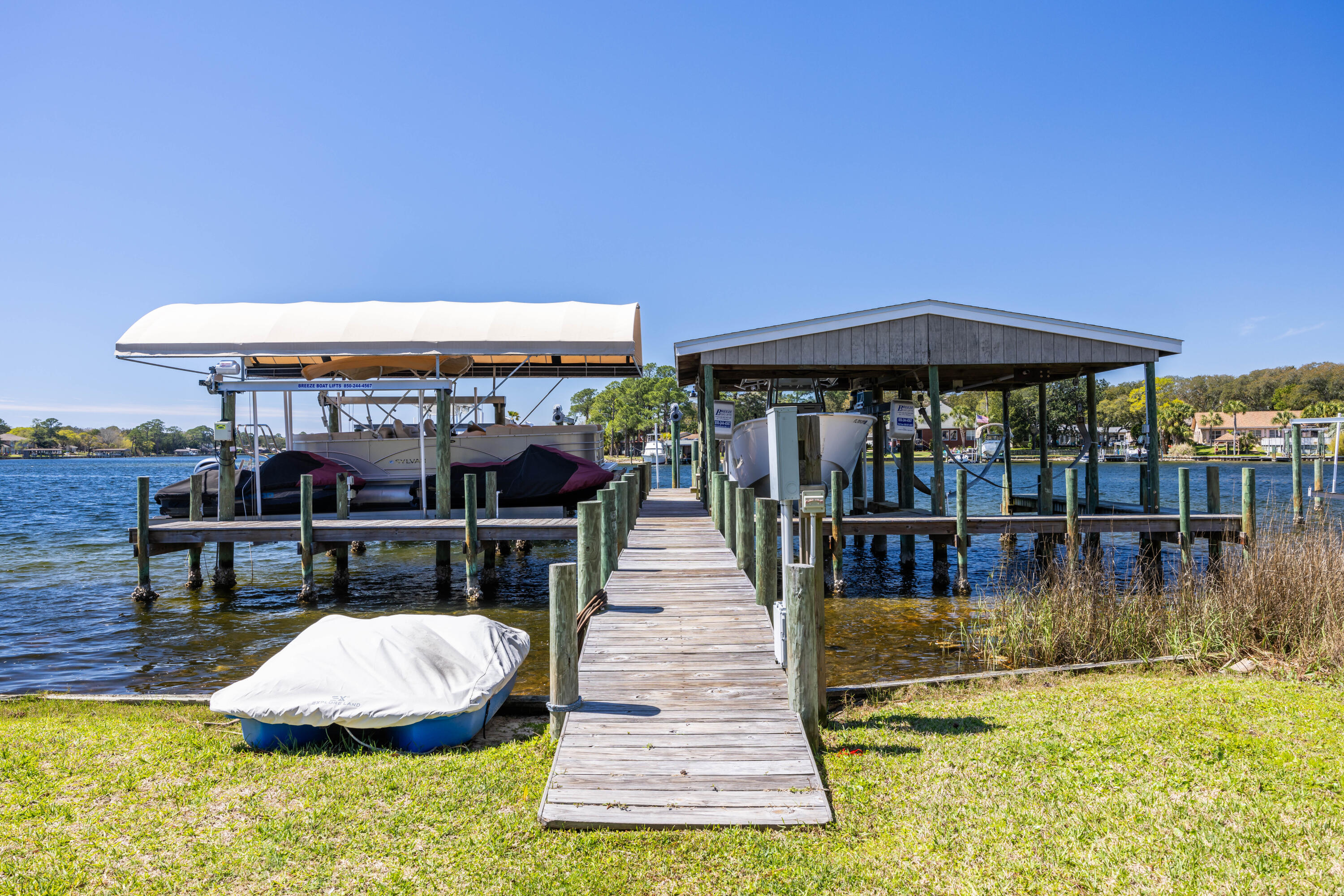 BELLA VISTA - Residential