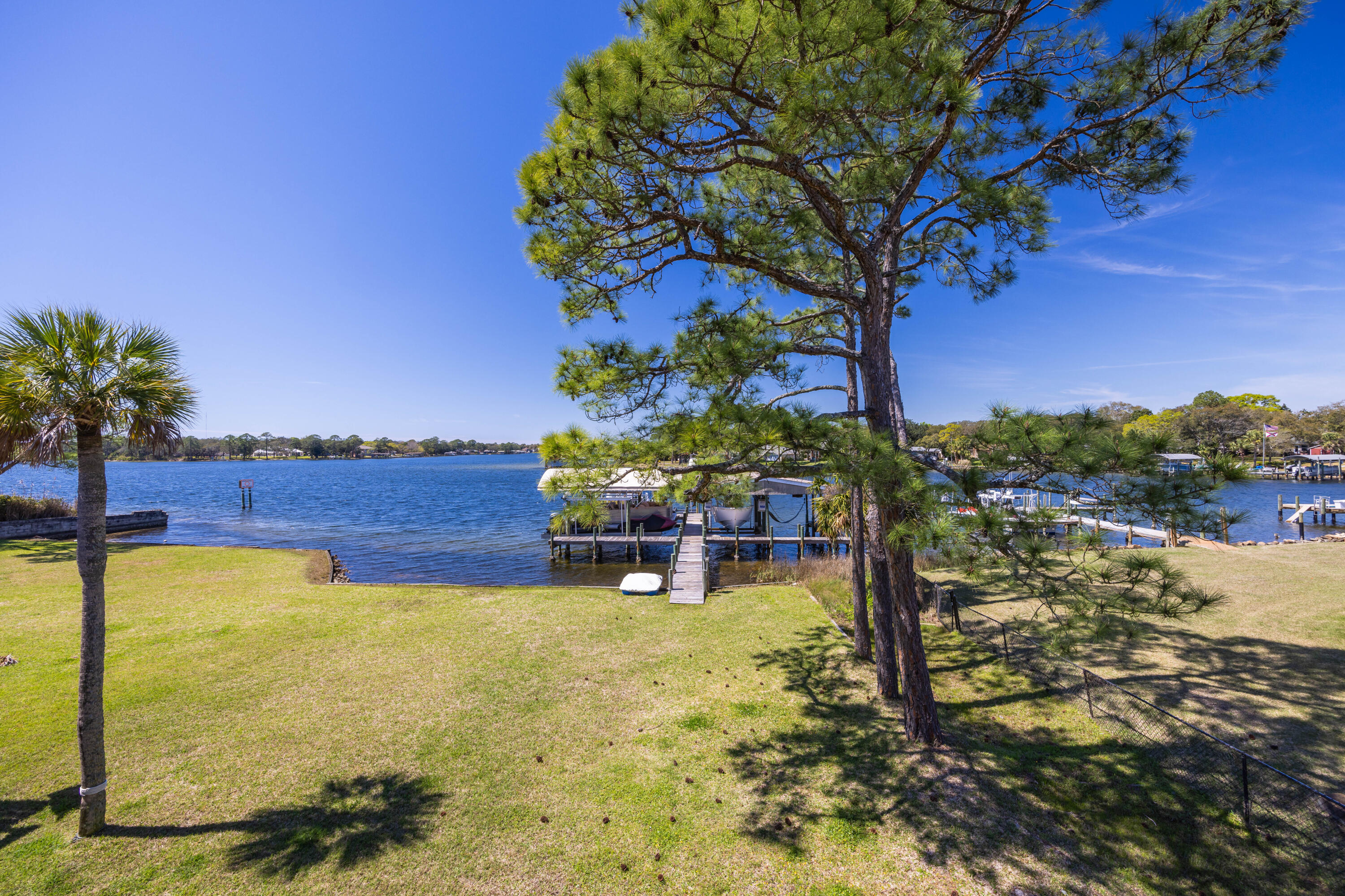 BELLA VISTA - Residential