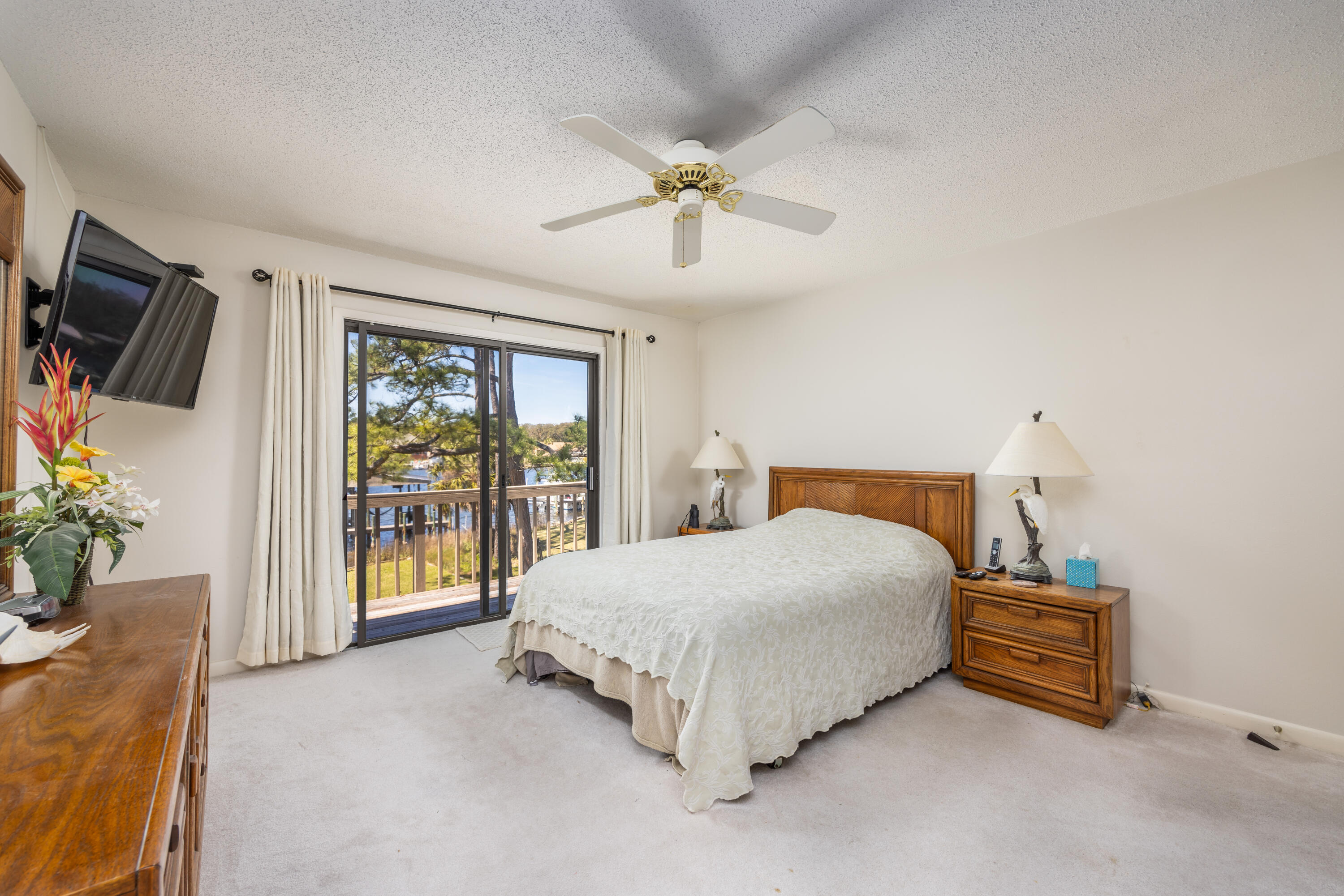 BELLA VISTA - Residential