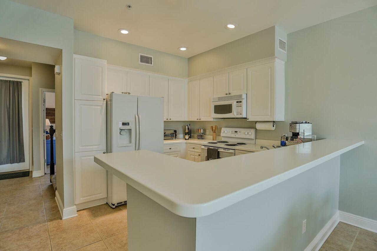 VILLAGE AT BLUE MOUNTAIN BEACH - Residential