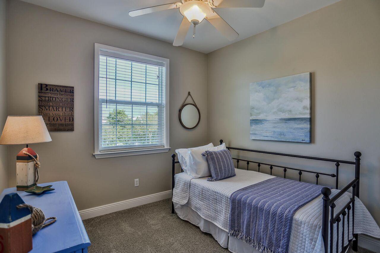 VILLAGE AT BLUE MOUNTAIN BEACH - Residential