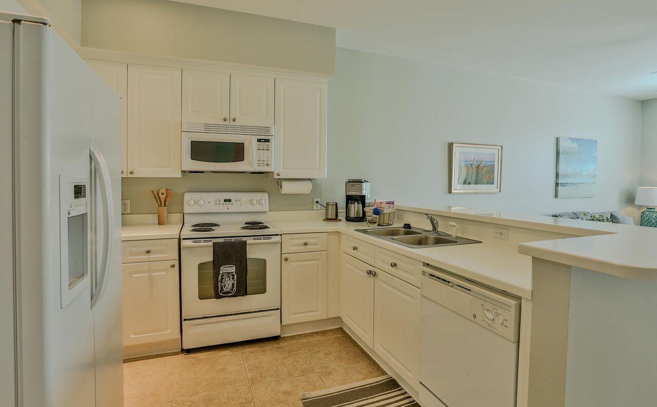 VILLAGE AT BLUE MOUNTAIN BEACH - Residential