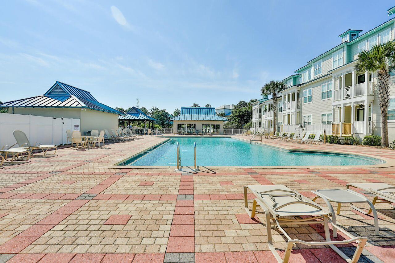 VILLAGE AT BLUE MOUNTAIN BEACH - Residential