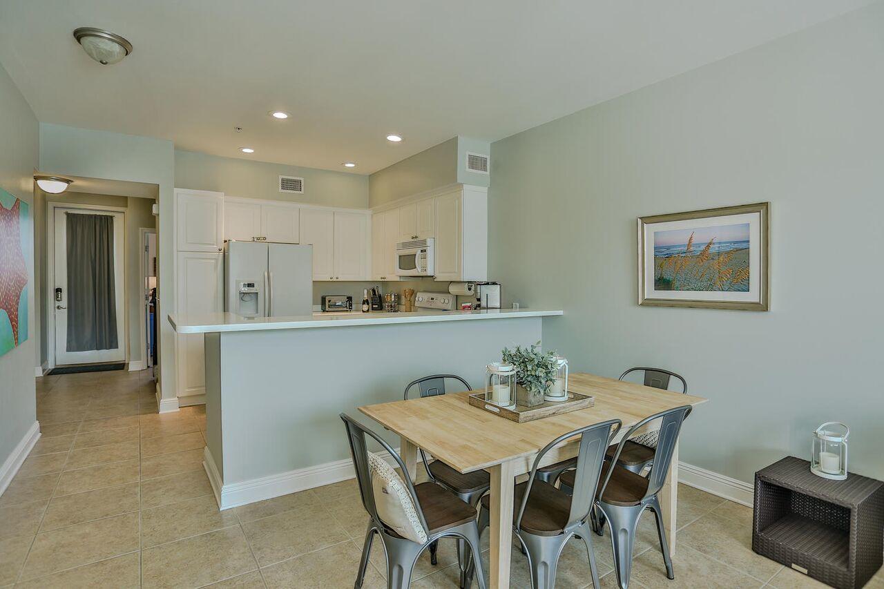 VILLAGE AT BLUE MOUNTAIN BEACH - Residential