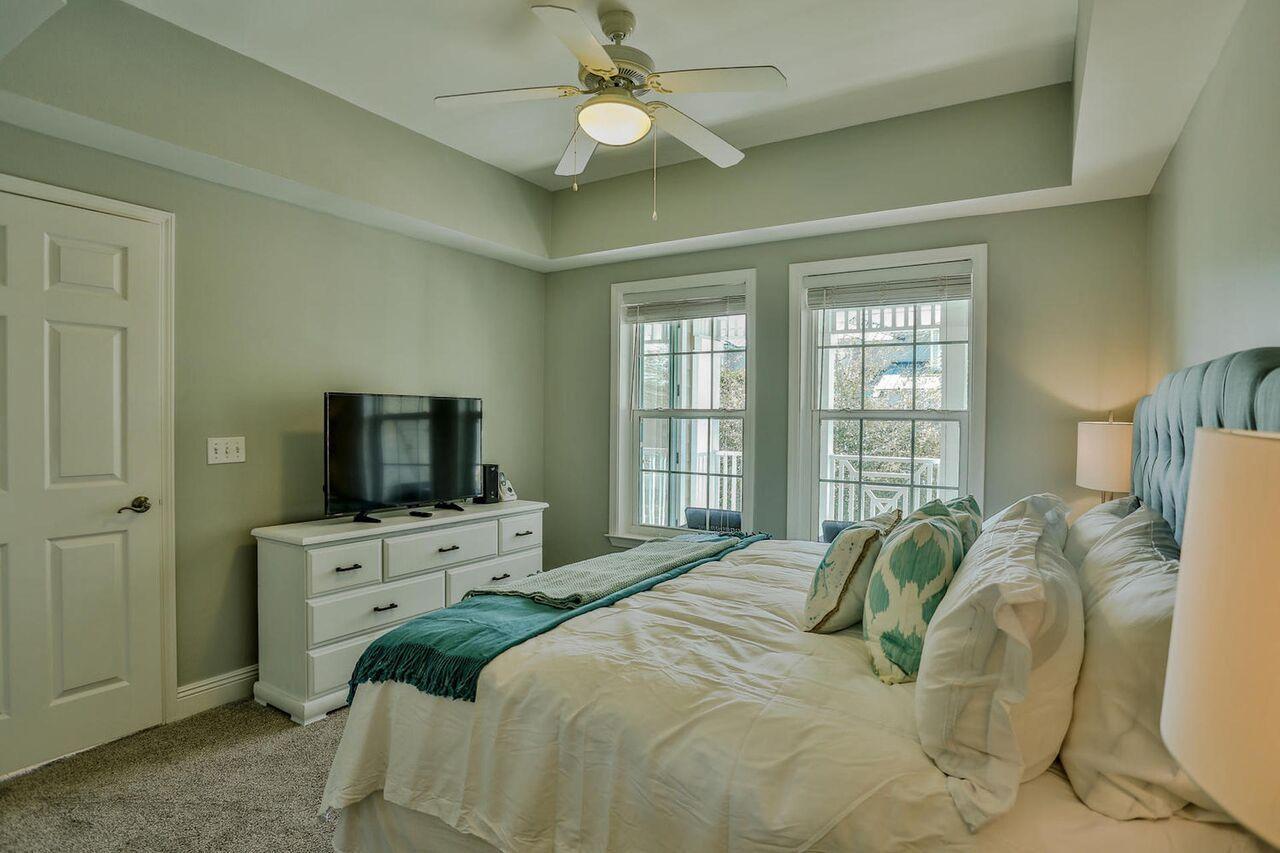 VILLAGE AT BLUE MOUNTAIN BEACH - Residential