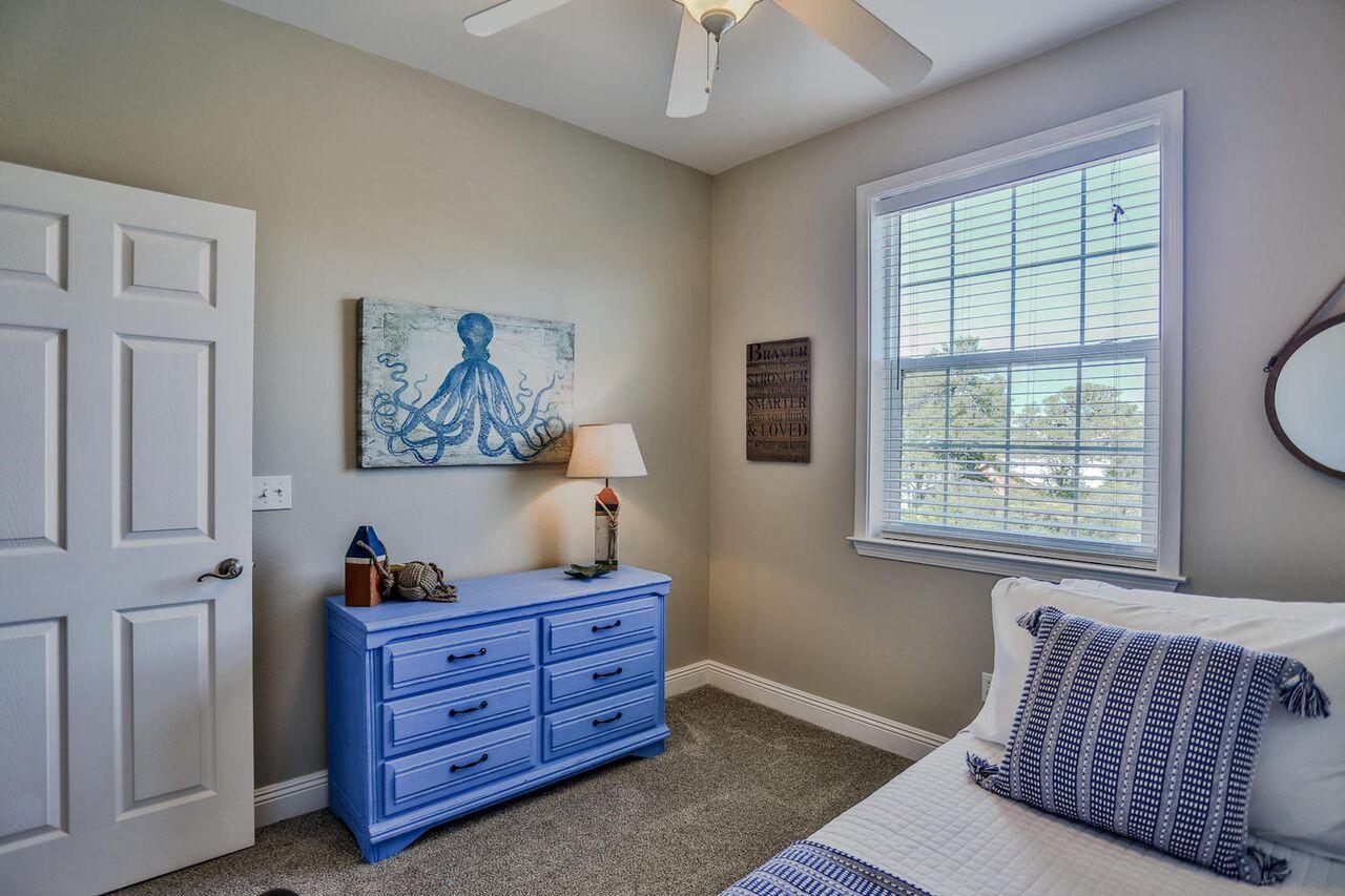 VILLAGE AT BLUE MOUNTAIN BEACH - Residential