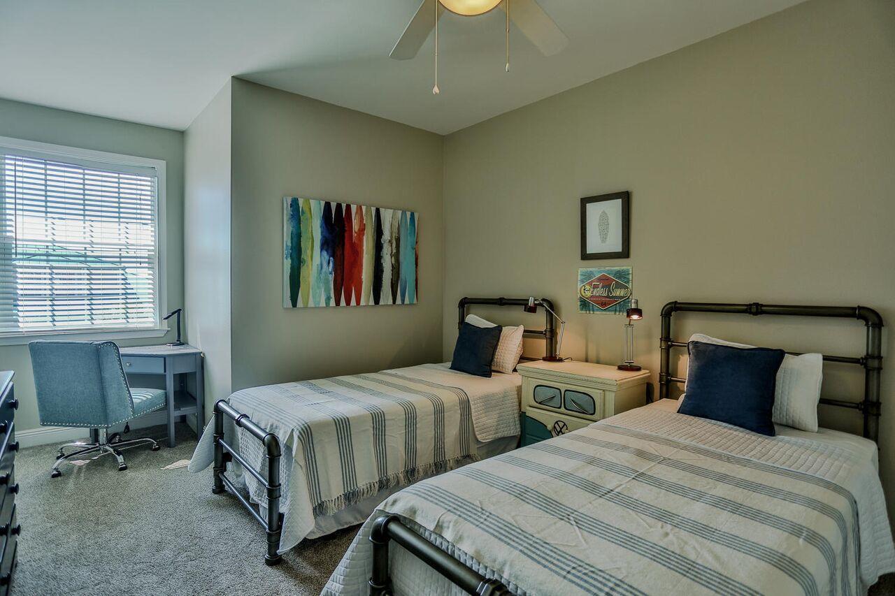 VILLAGE AT BLUE MOUNTAIN BEACH - Residential