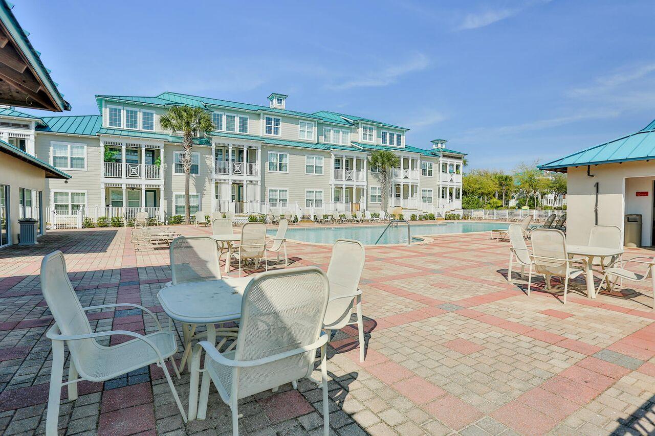 VILLAGE AT BLUE MOUNTAIN BEACH - Residential