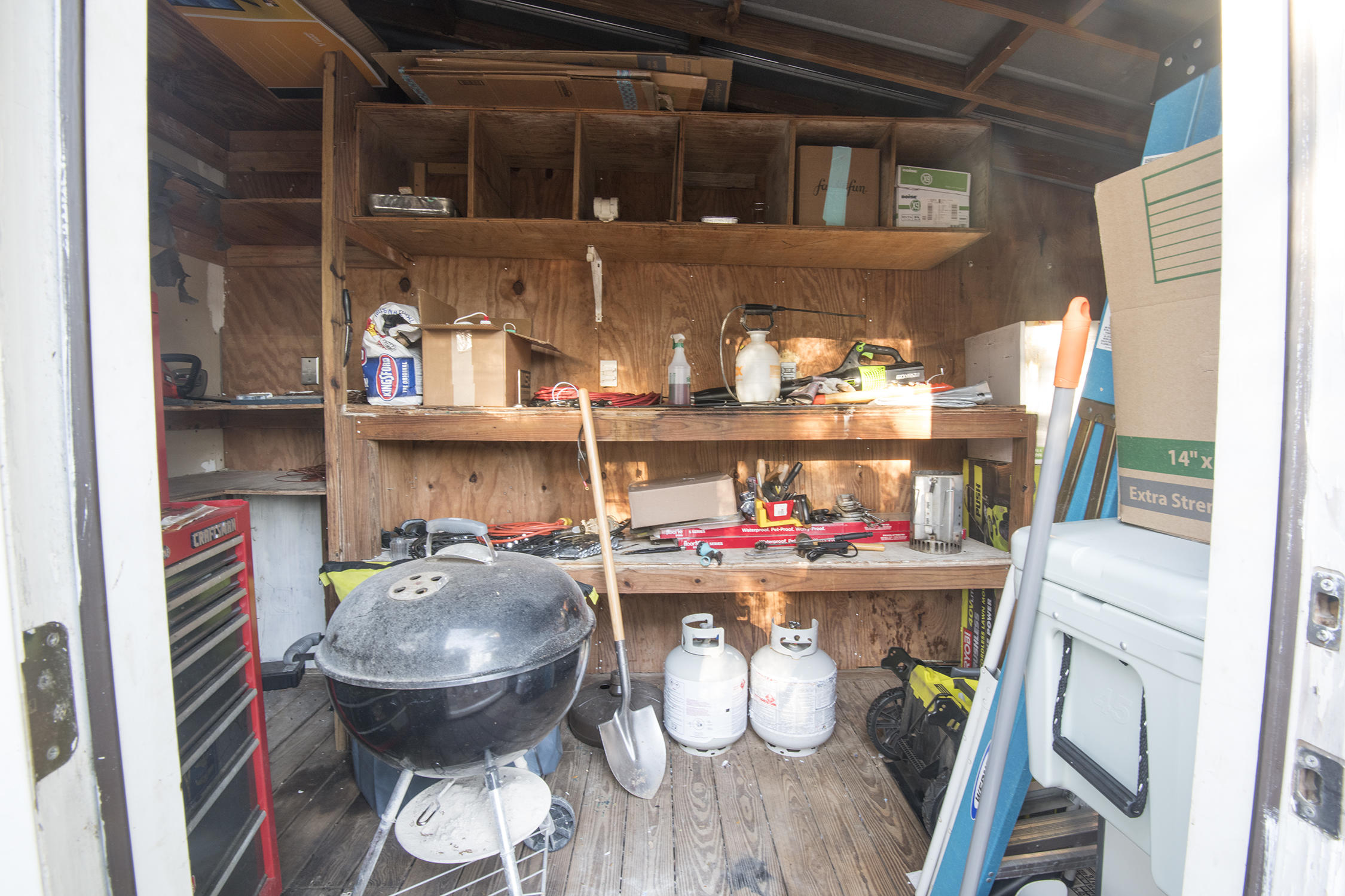 VIKING MANOR PH 1 LOT 1 BLK B - Residential