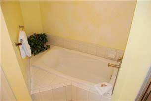 DESTIN WEST BEACH & BAY RESORT - Residential