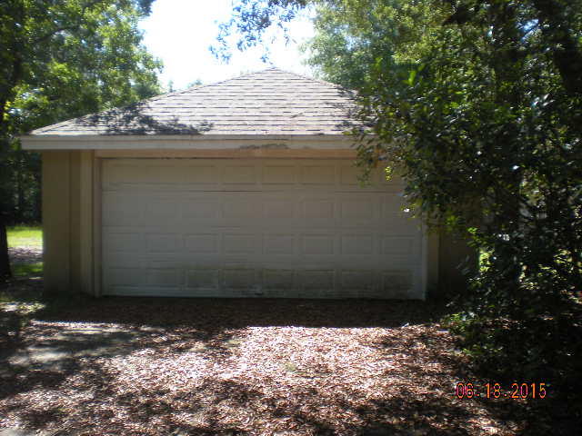 ROCKY BAYOU ESTATES 02 - Residential