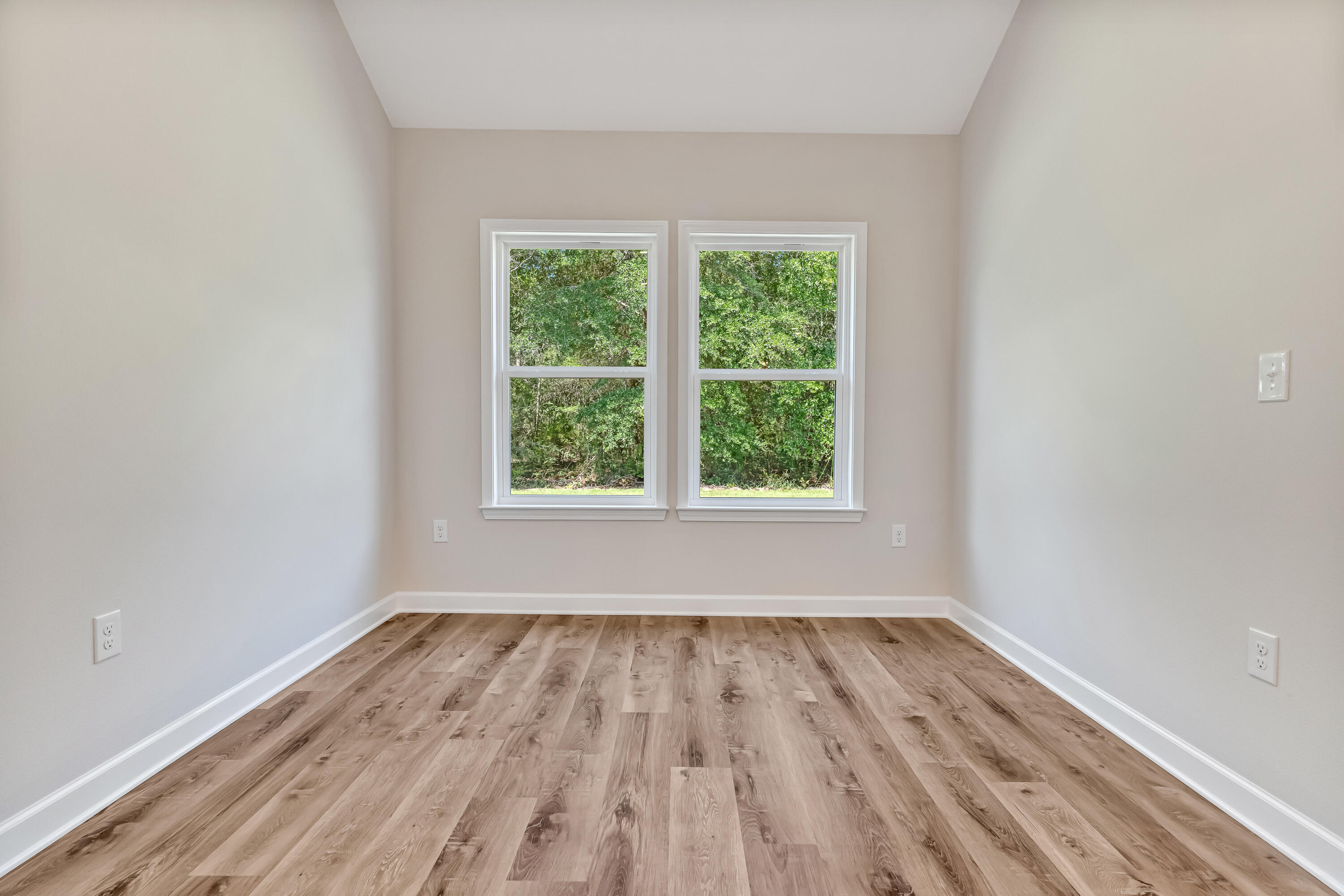 HOMEWOOD EST - Residential