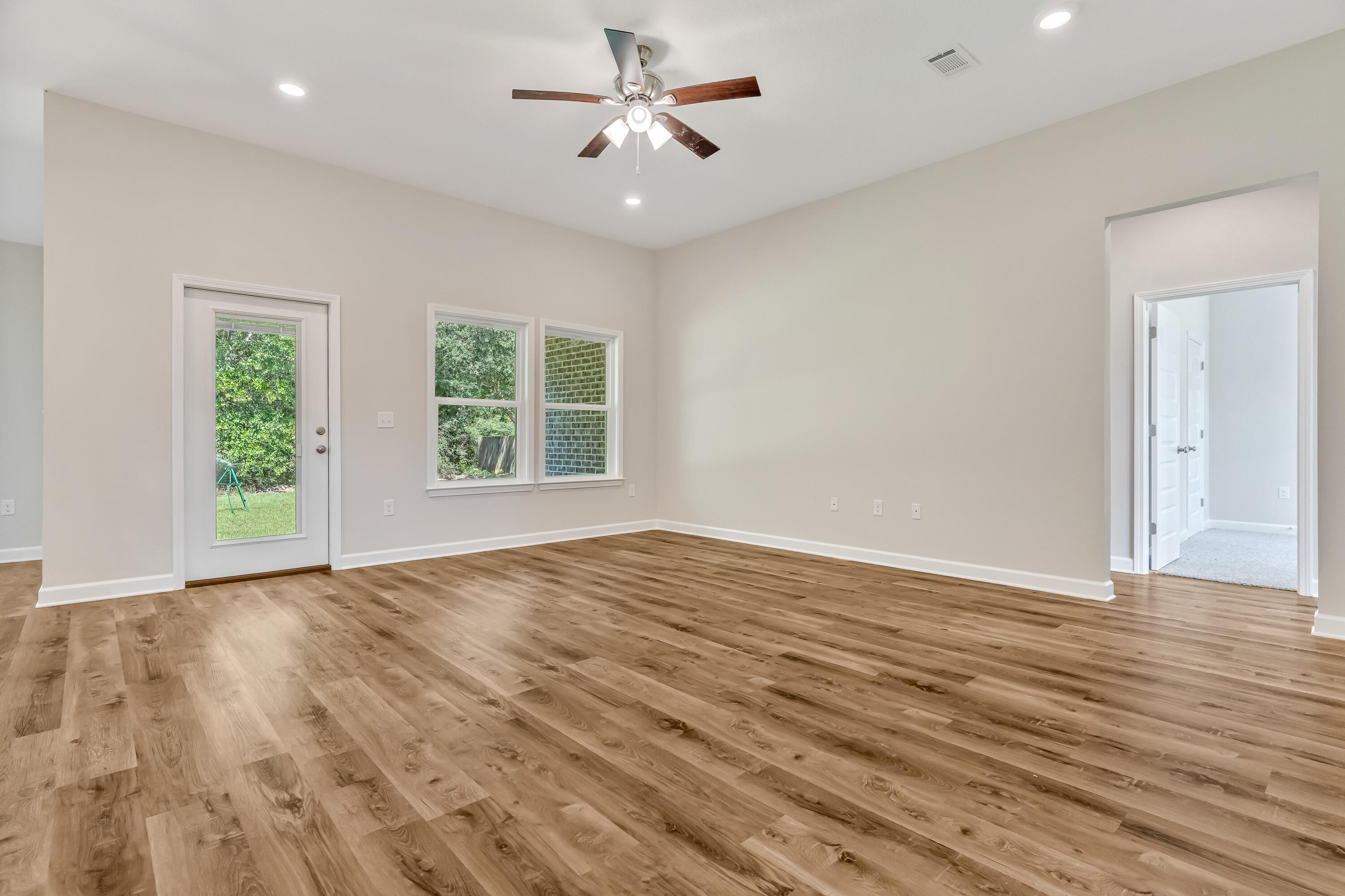 HOMEWOOD EST - Residential