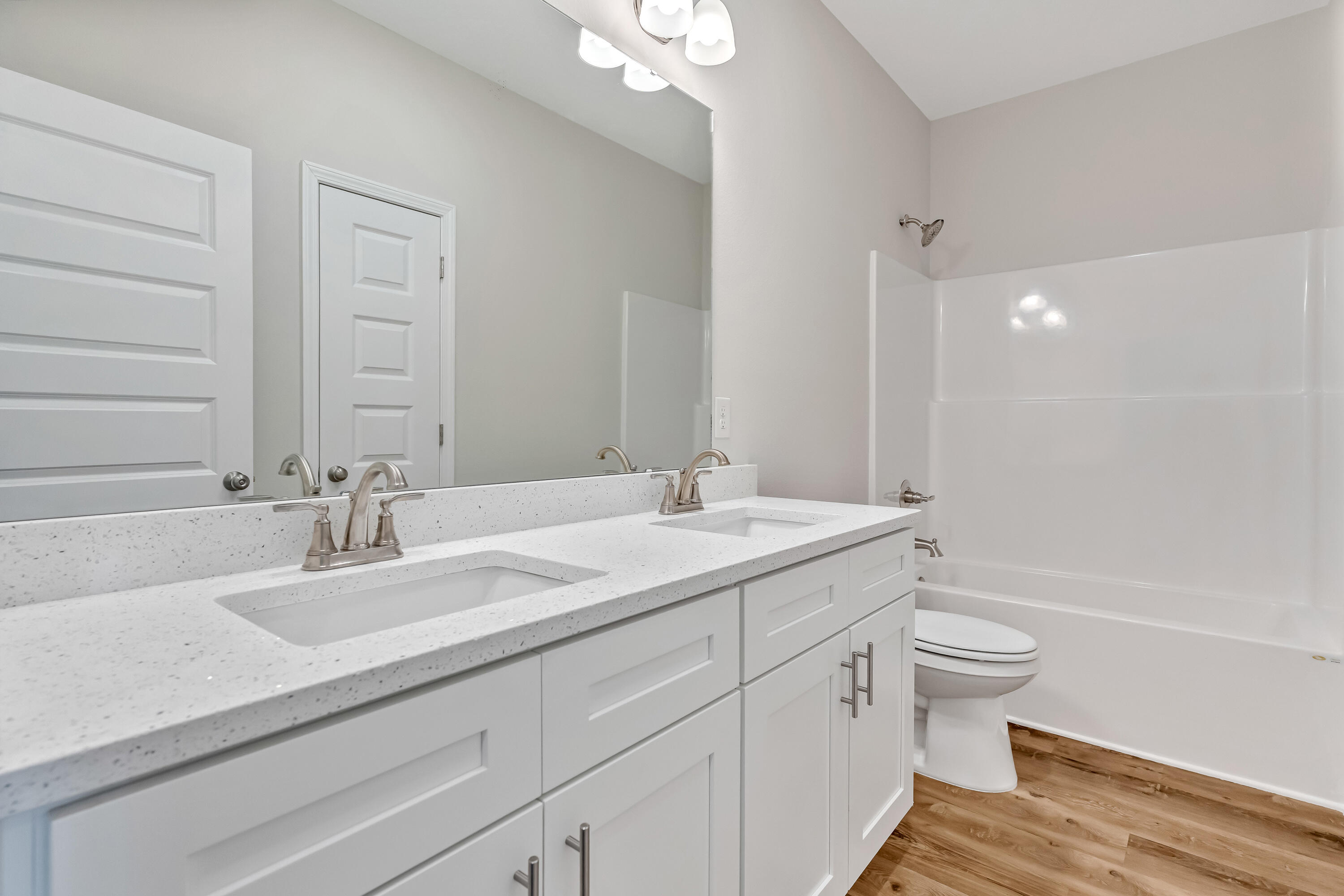 HOMEWOOD EST - Residential