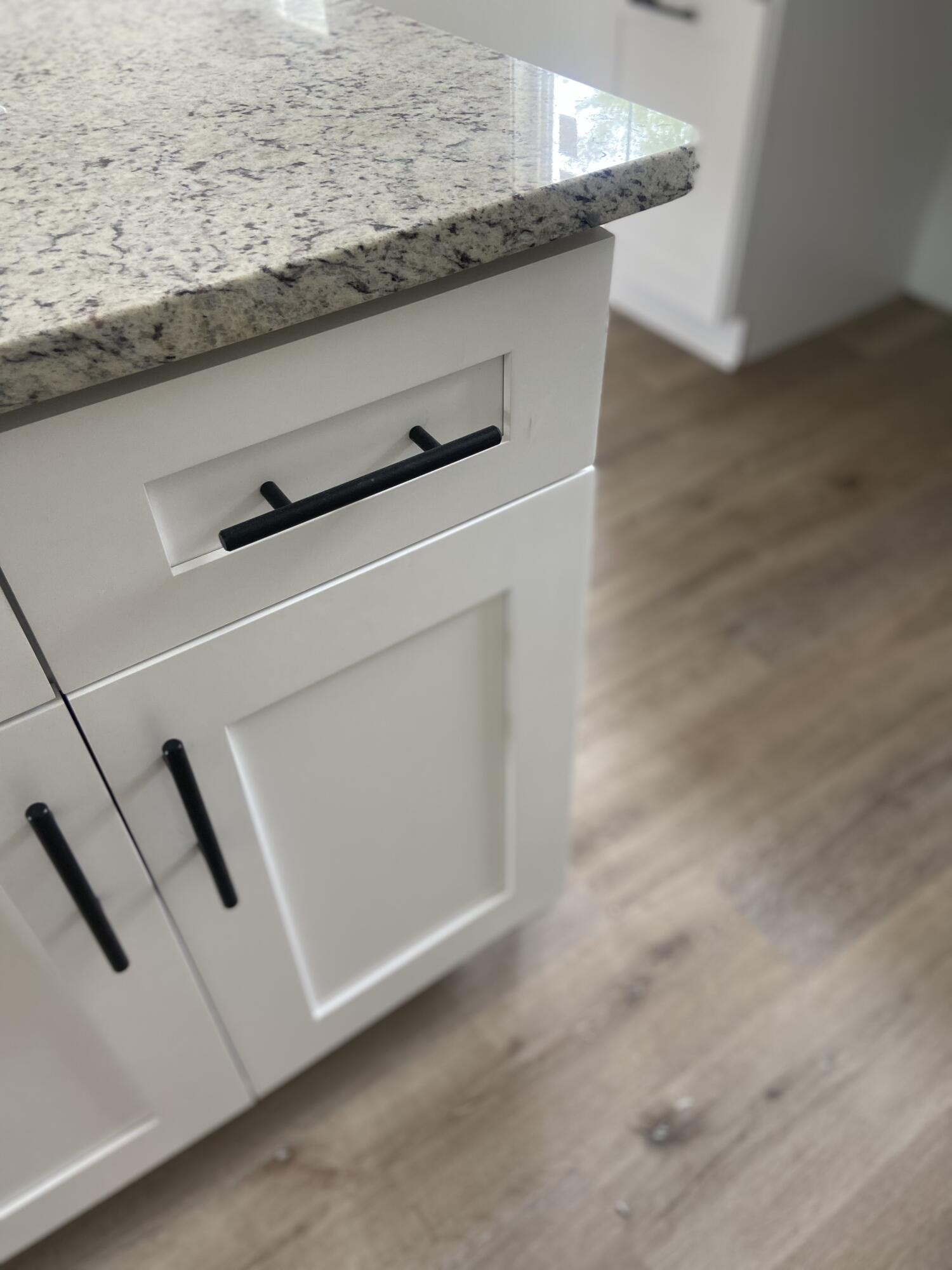 OAKWOOD LAKES ESTATES - Residential