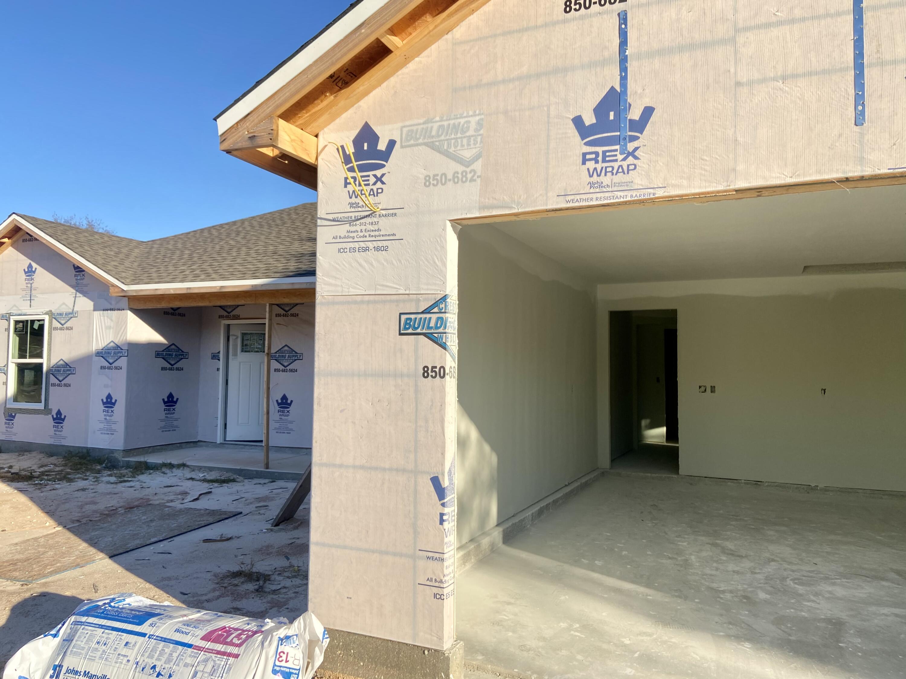 OAKWOOD LAKES ESTATES - Residential