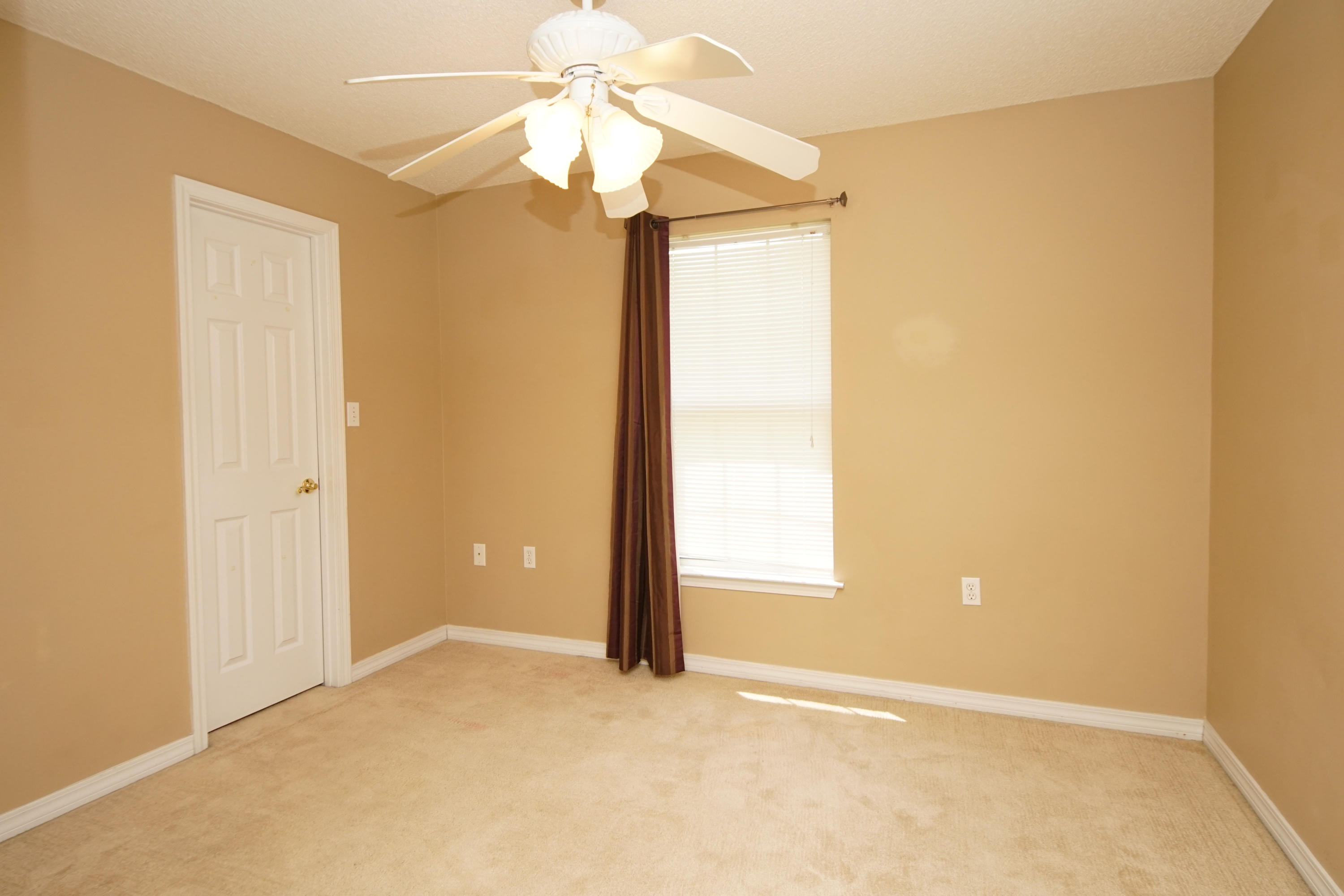 OAK PARK ESTATES - Residential