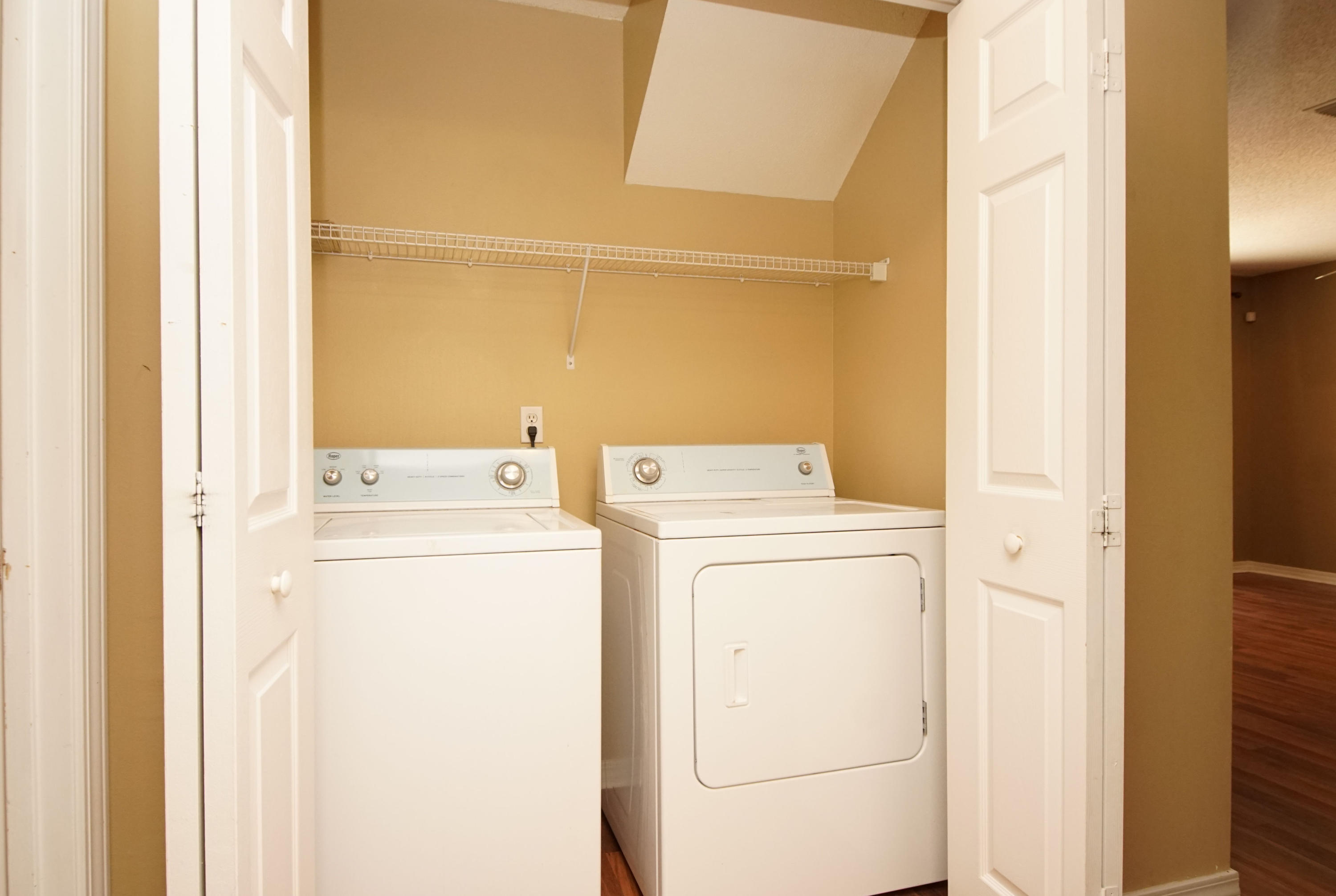 OAK PARK ESTATES - Residential