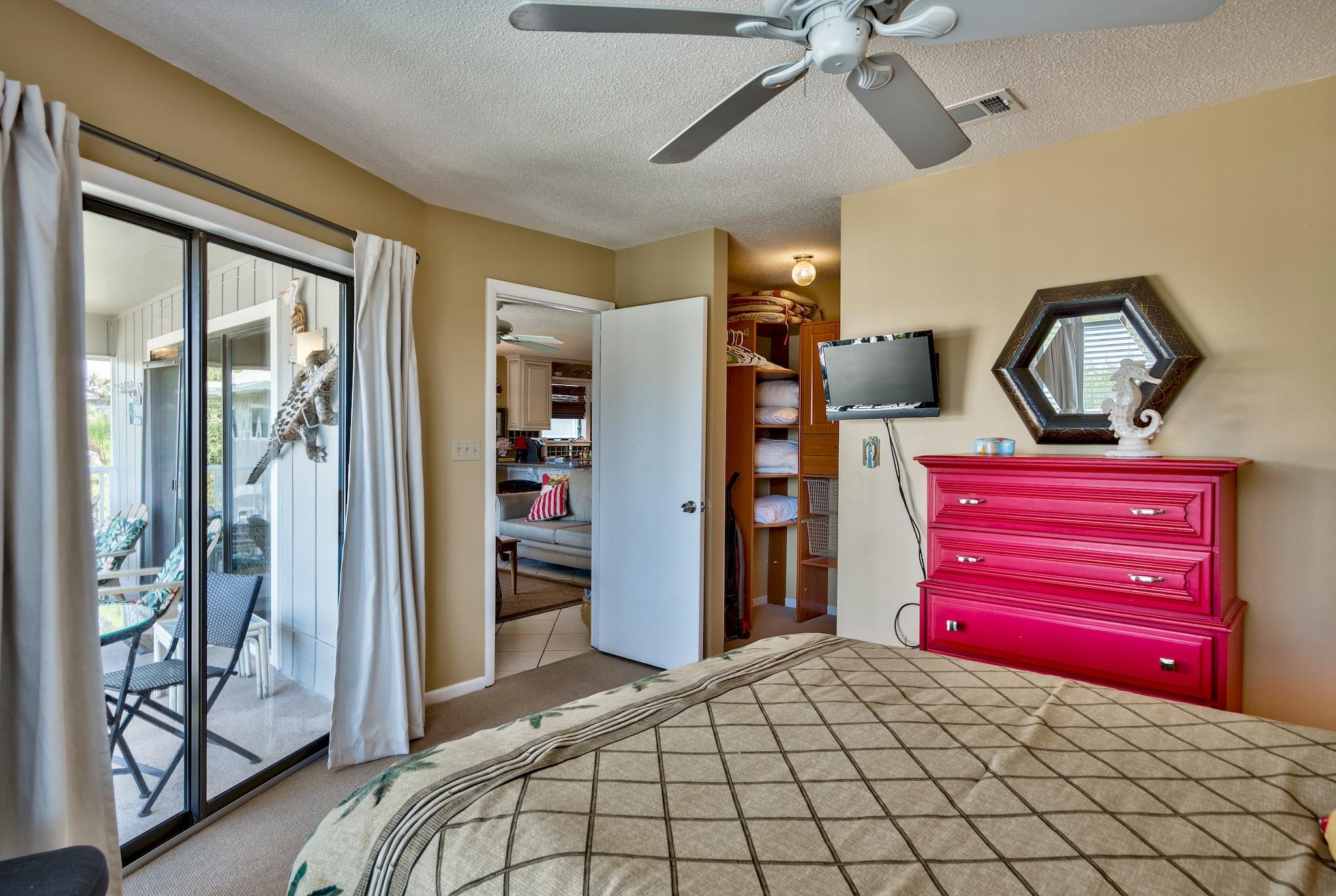 BEACHWOOD VILLAS CONDO - Residential