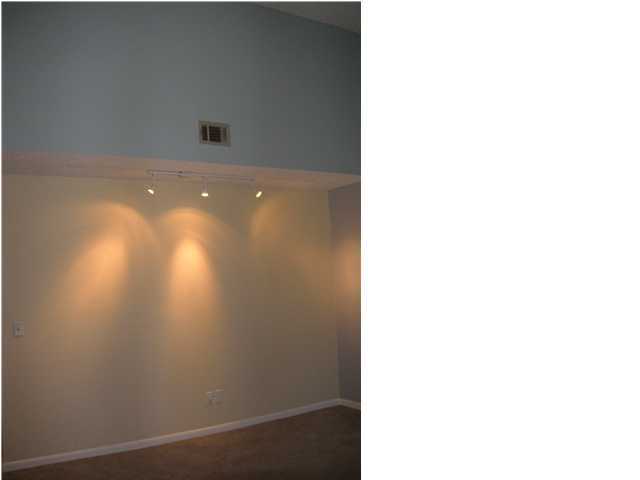 ROYAL OAK VILLAGE - Residential