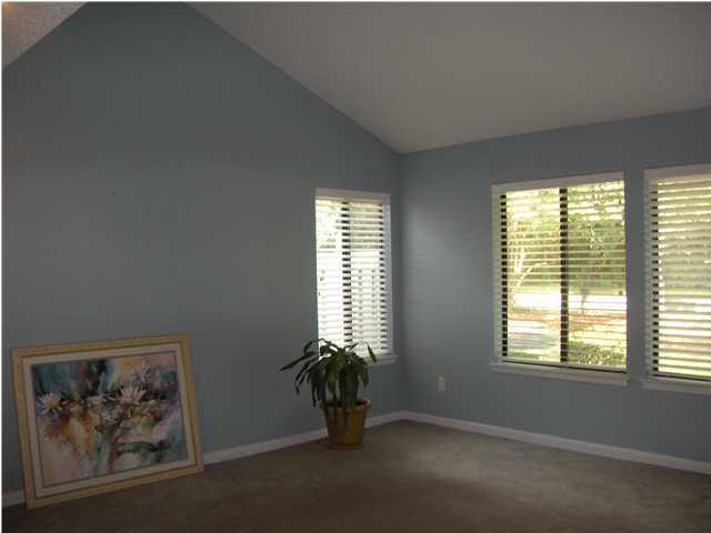 ROYAL OAK VILLAGE - Residential