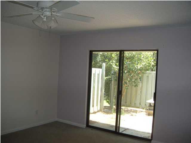 ROYAL OAK VILLAGE - Residential