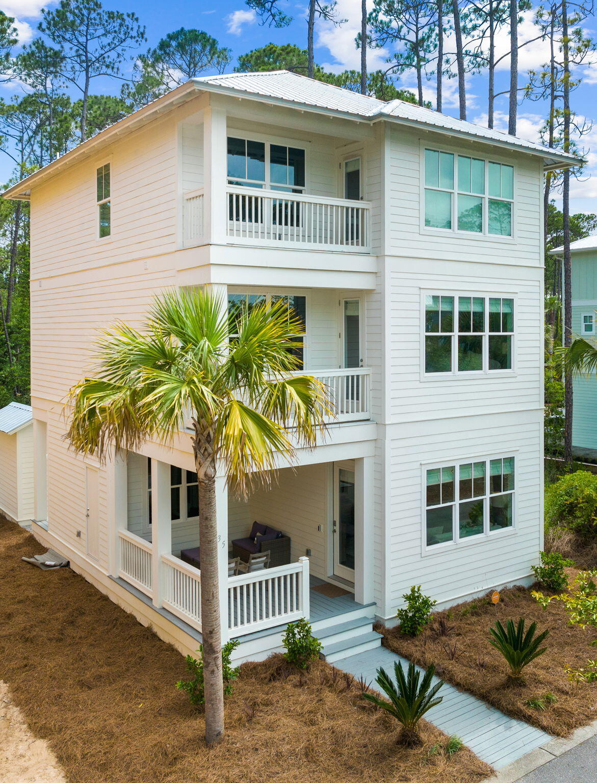 TREETOP VILLAGE - Residential