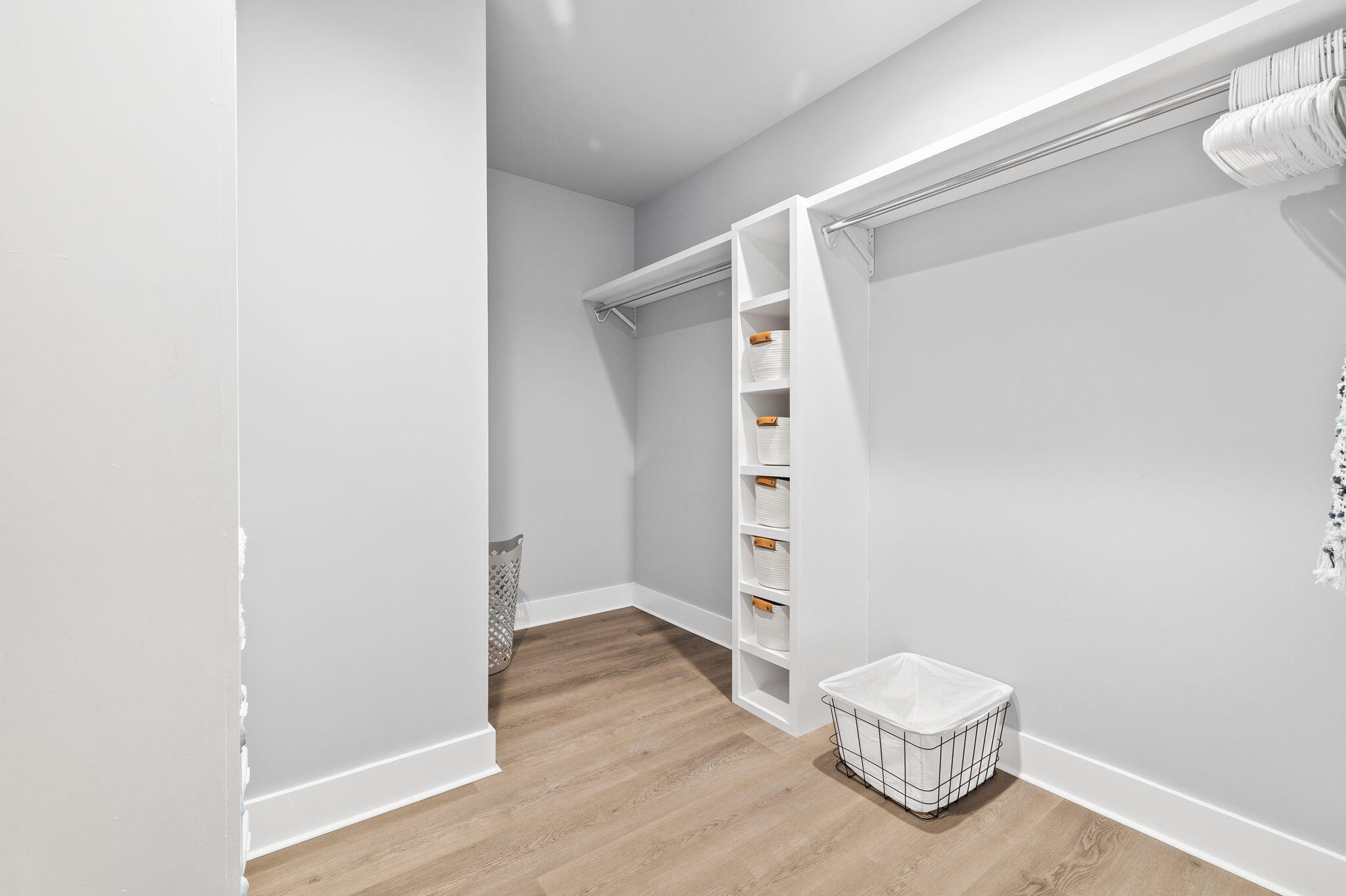 TREETOP VILLAGE - Residential