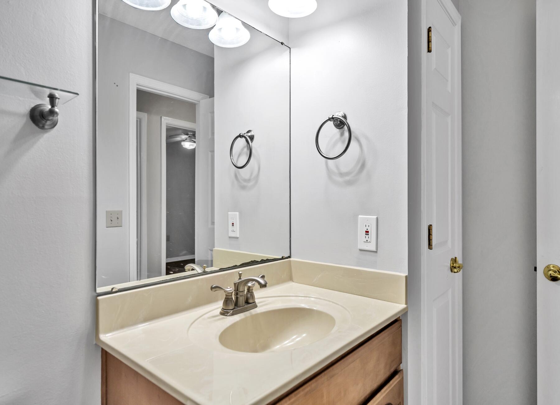 EMERALD GARDENS - Residential