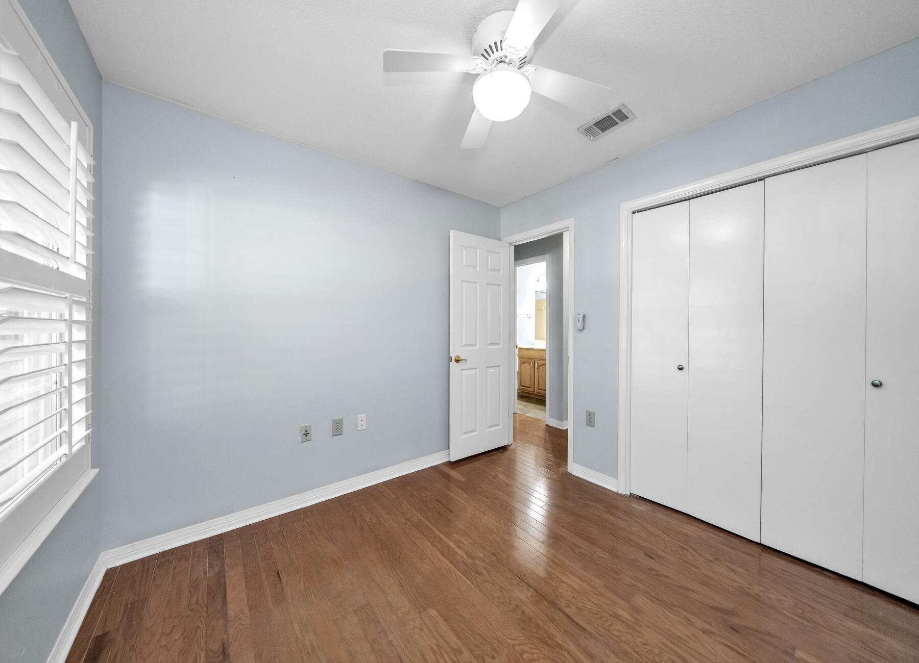 EMERALD GARDENS - Residential