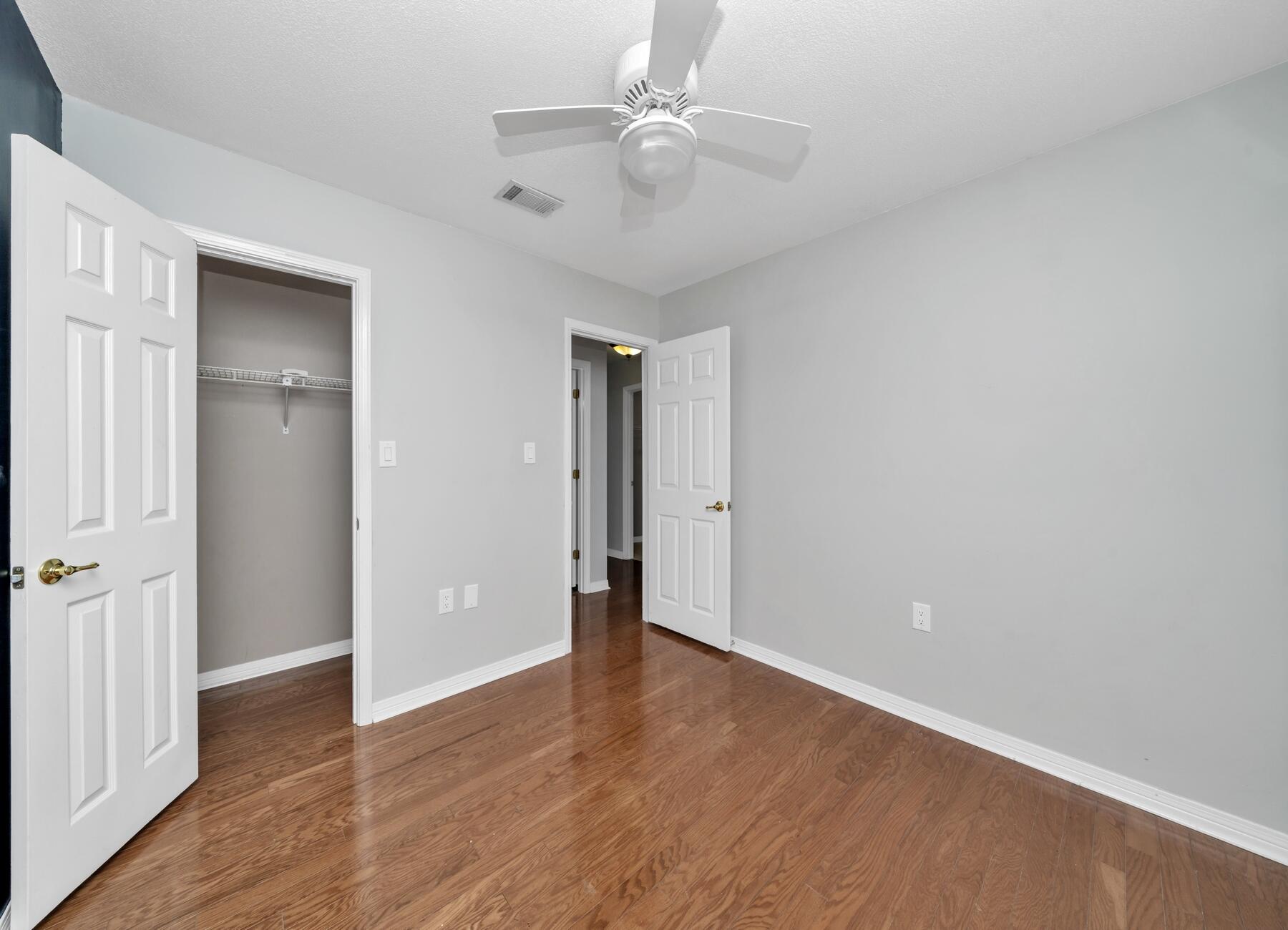 EMERALD GARDENS - Residential