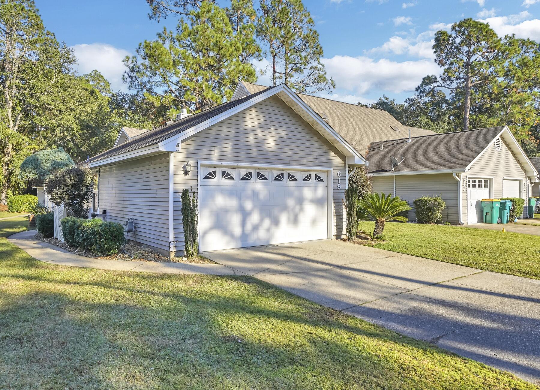 EMERALD GARDENS - Residential